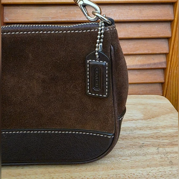 Vintage Coach Hampton Demi Baguette Brown Suede And Leather Shoulder Bag - Picture 3 of 16